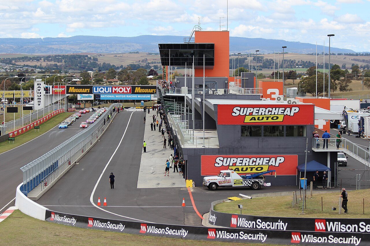 Bathurst 1000, Mount Panorama