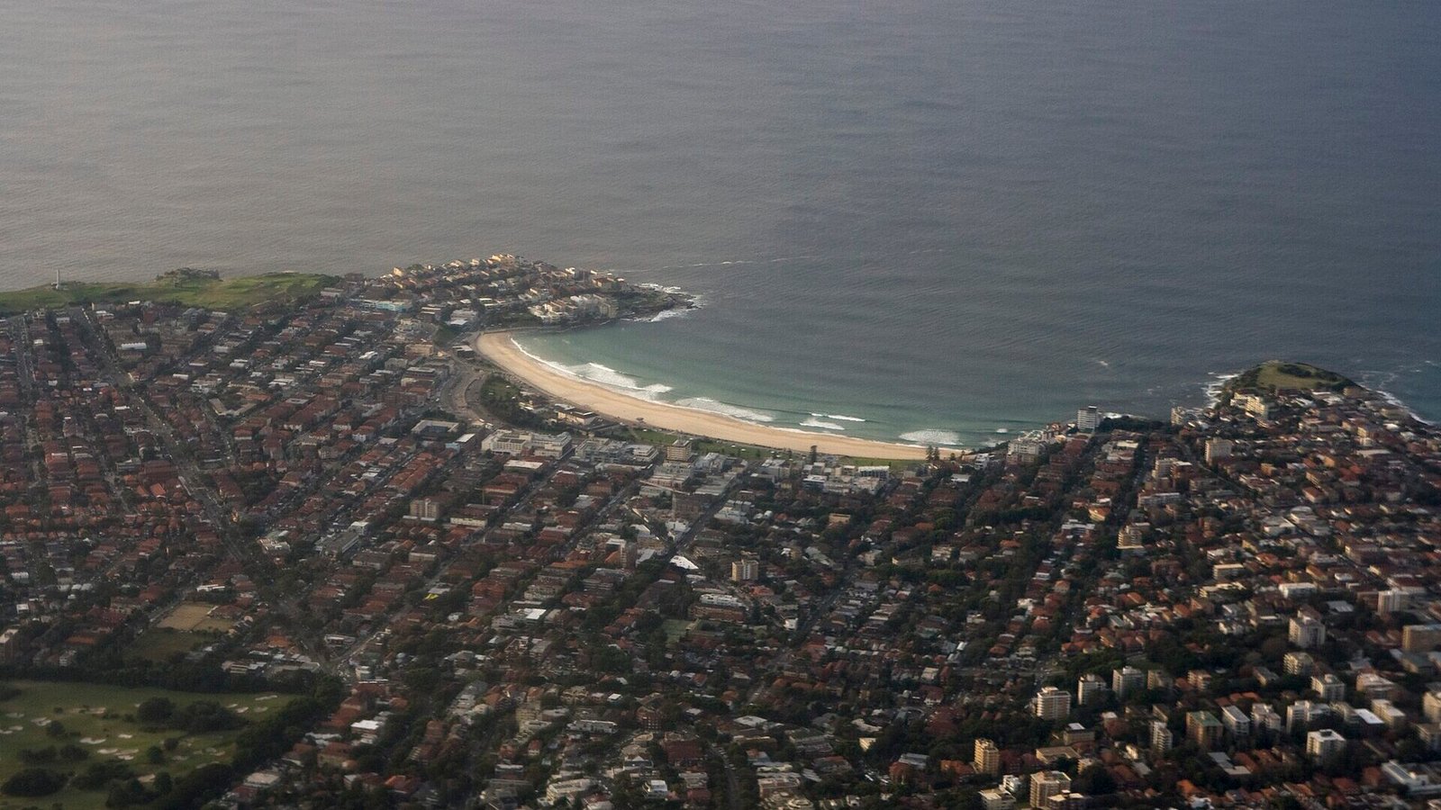 Bondi Beach from above.jpg