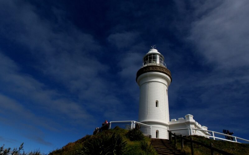 Byron Bay Lighthouse.Australia. (12065145333).jpg