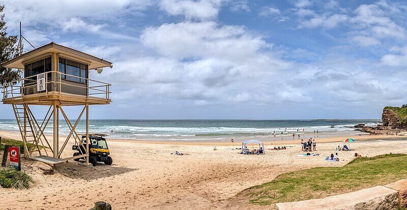 Caves Beach, Lake Macquarie