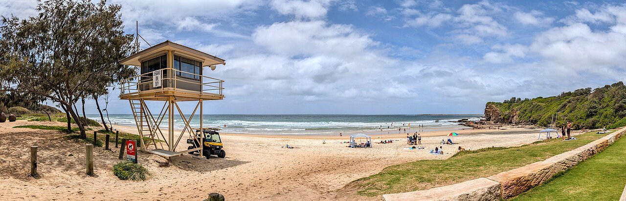 Caves Beach, Lake Macquarie