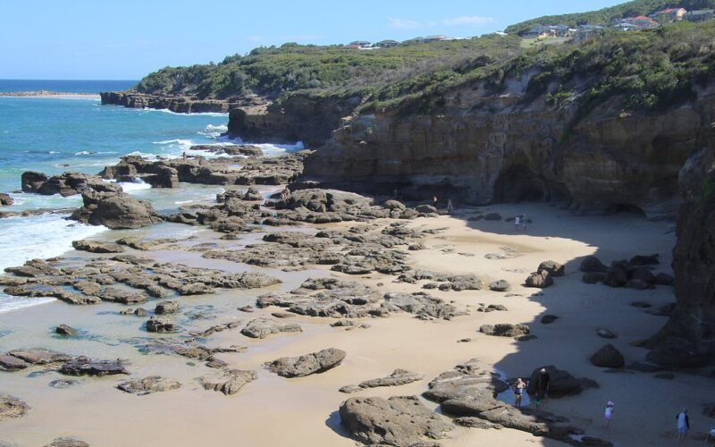 Caves Beach, Lake Macquarie