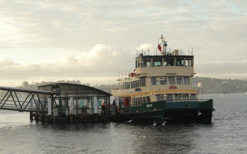 Cremorne Point Ferry Wharf.jpg
