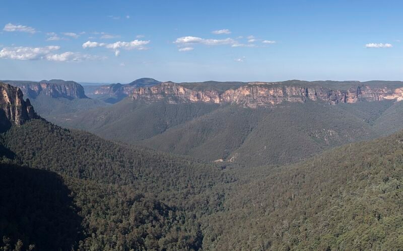 Panorama of the Grose Valley from Govetts Leap lookout, Blackheath NSW