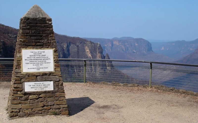 The Grose Valley cliffs from Govetts Leap, Blackheath, Blue Mountains