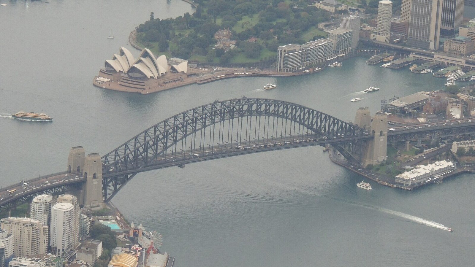 sydney-marathon-harbour-bridge - AustralianSecret Aerial view of the Sydney Harbour Bridge, part of the Sydney Marathon course