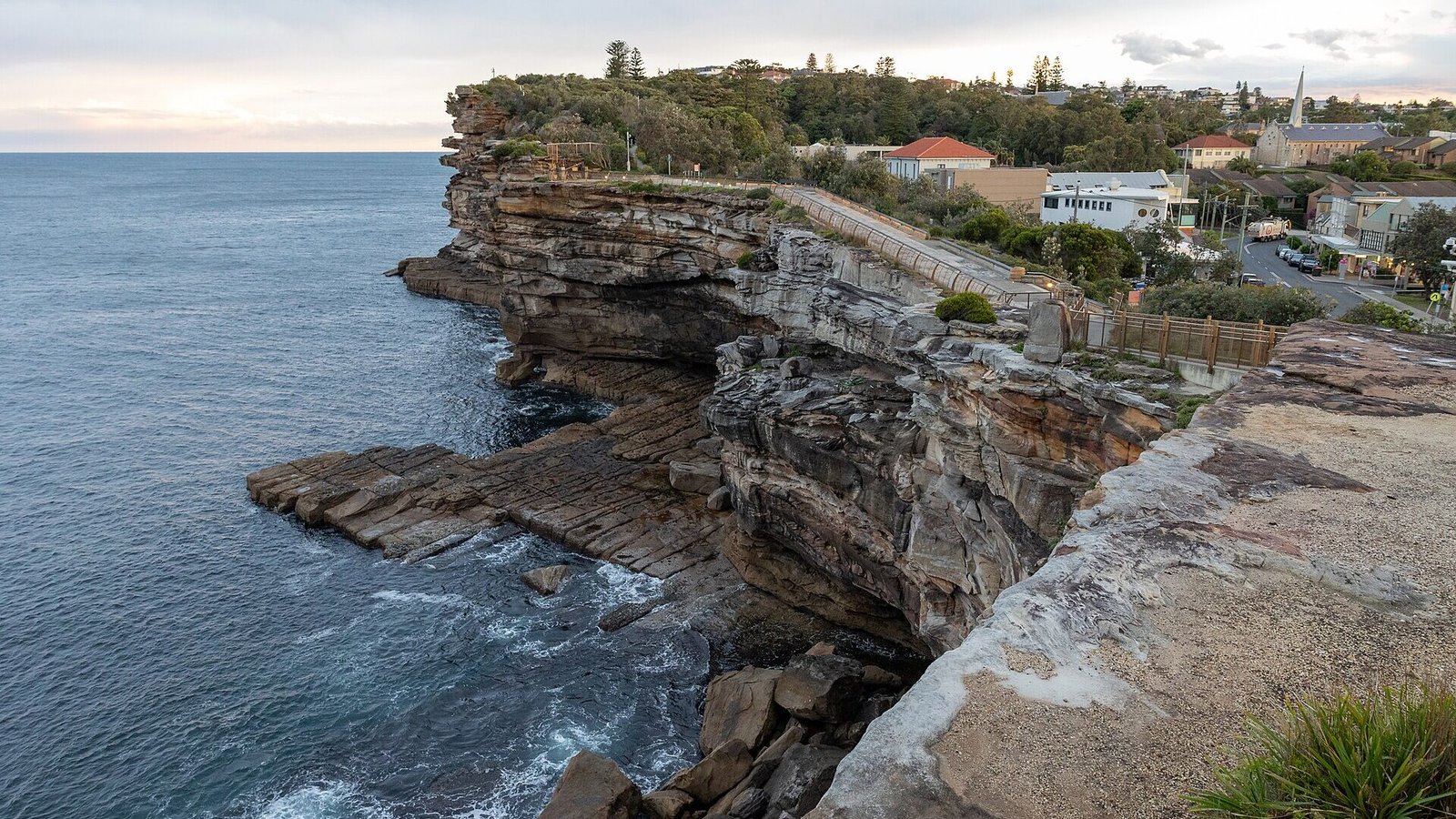 the-gap-watsons-bay-whale-watching - AustralianSecret Sandstone clifftop at The Gap, Watsons Bay, overlooking the Tasman Sea