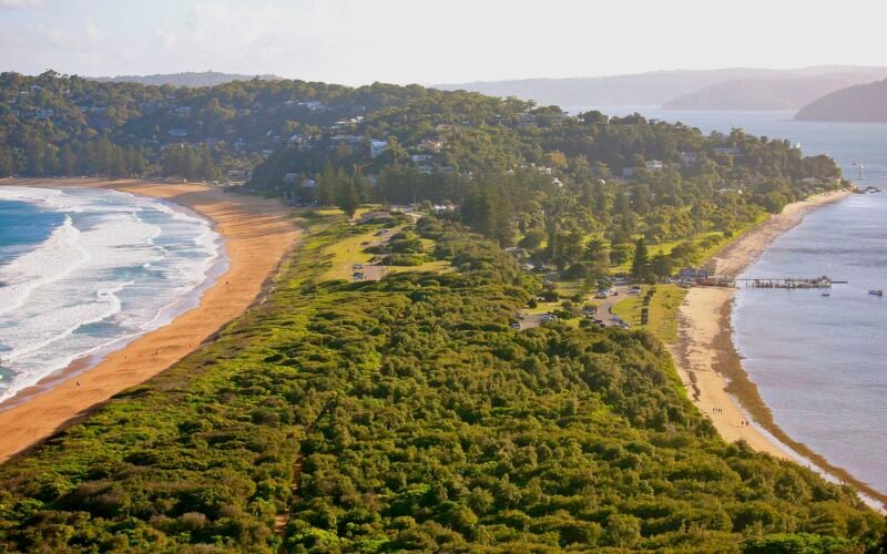 View from the Barrenjoey Lighthouse (6593597739).jpg
