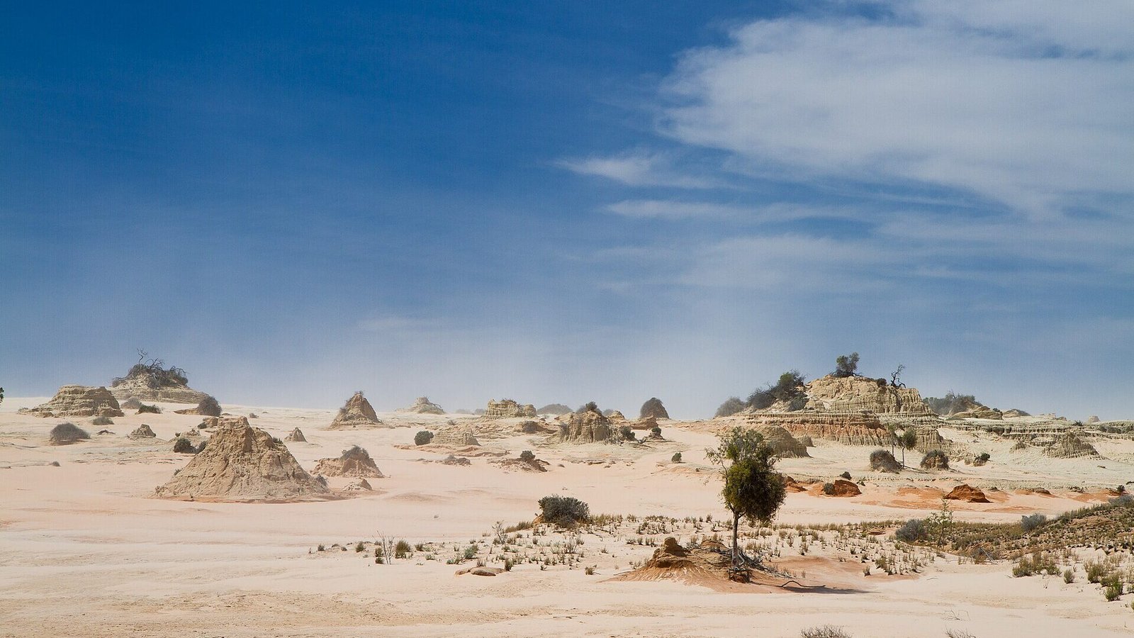 Walls of China, Mungo National Park