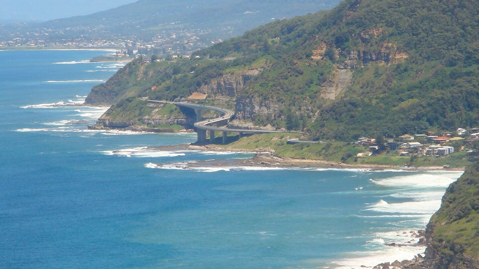 Wollongong sea cliff bridge.jpg