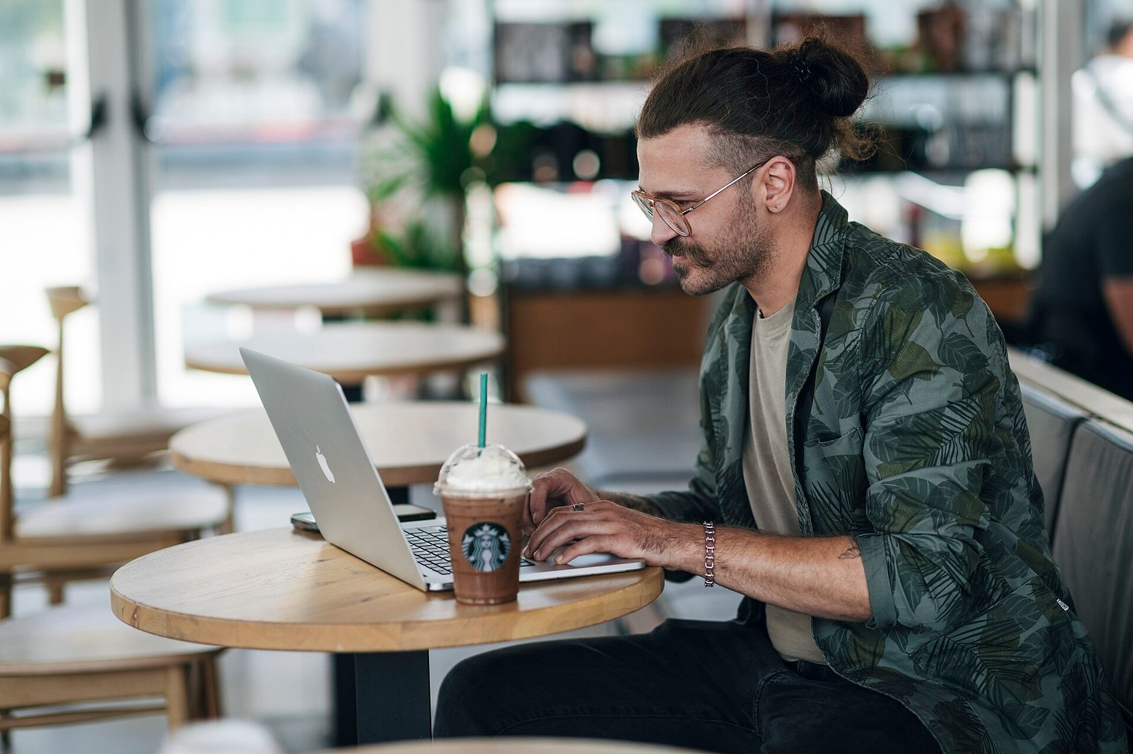 Newtown — laptop-friendly cafés in Sydney