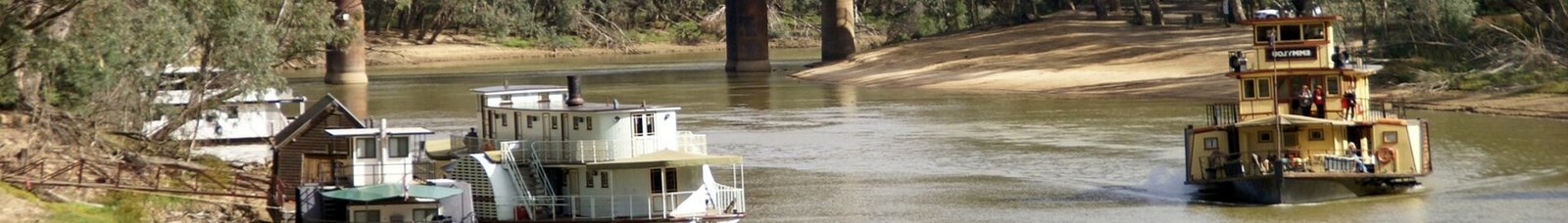 murray-river-moama-houseboat-1 - AustralianSecret Boats moored on the Murray River near Moama, NSW